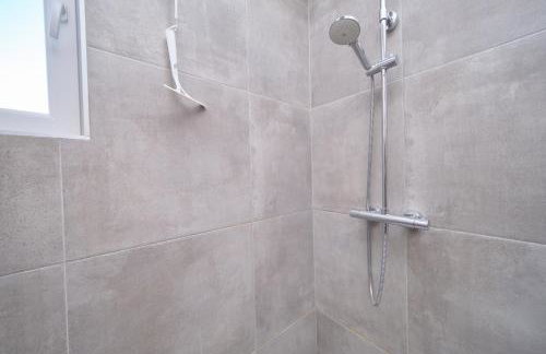 Queen's Lodge Mastrinka by Litto - Photo 80