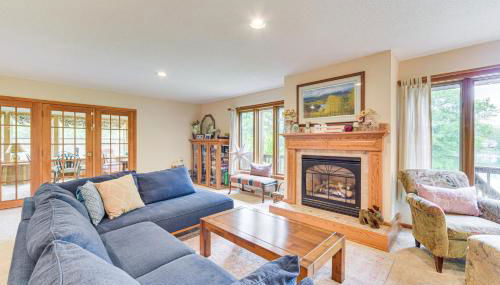 Lakeside Spooner Home with Game Room and Views! - Foto 4