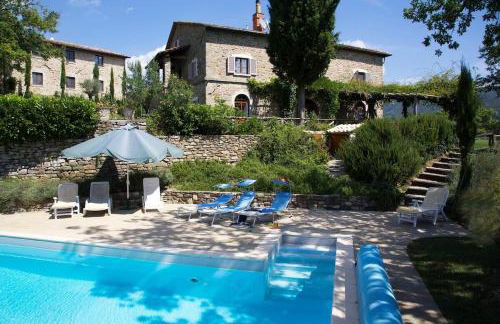 Villa Calcina, Beautiful Tuscan Farmhouse - Photo 3