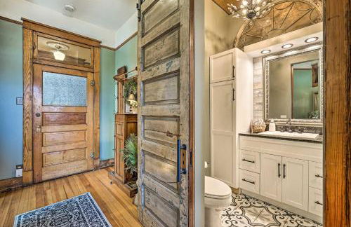 Walk to Shops and Restaurants Dtwn Laramie Condo! - Foto 21