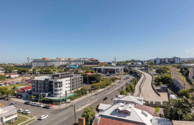 Oaks Brisbane Woolloongabba Suites - Photo 32