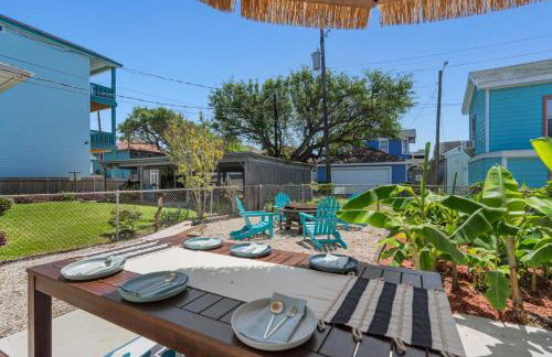 Coastal Escape, Steps to Beach, Fire Pit - Foto 19