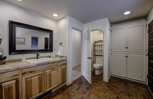 East Wenatchee Oasis 4BR, Pool, Hot Tub, Loop Trail - Foto 19