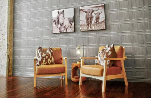 Luxury Downtown Loft Getaway with Gym, Pool, Game room - Foto 8