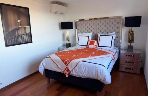 Prestigious villa in Cannes with stunning sea views - Photo 29