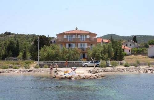 Apartments by the sea Banj, Pasman - 8206 - Foto 1