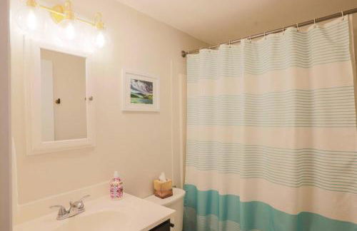 Vermont Lake Days Await | Boat, Bike, Unwind - Foto 17