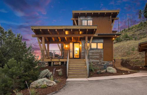 Hot Tub and Scenic Views at The Bailey Lodge - Foto 40