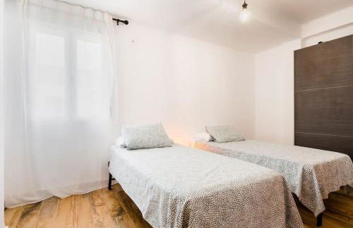 Apto céntrico, 2 aparcamientos privados, bicis - Foto 14