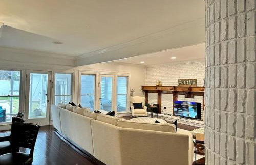 Peachtree Corners Dream Home - Foto 11