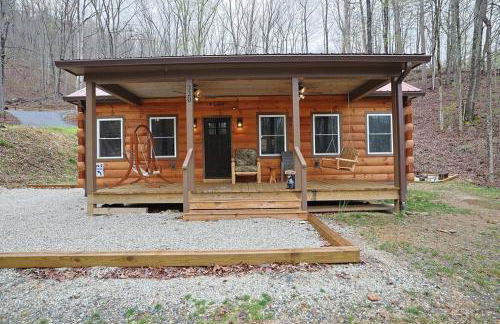 Rustic Modern Cabin with Hot Tub near rafting and Great Smokey Mountains - Foto 20