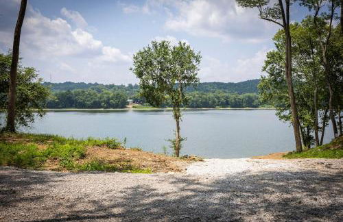 Stargazers' Retreat A Tiny Home on the Riverside - Photo 62