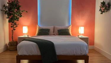 Lux Retreat with Pool Near Beach - Photo 2