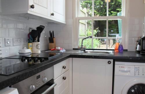 Green Cottages - Photo 45