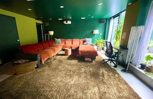 Bright 2-Story Brooklyn Oasis w Patio & Fire Pit - Foto 22