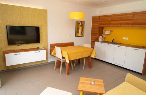 Felsenegg appartements - moderne Wohnungen im Luftkurort mit traumhaftem Garten Nähe Meran für Paare und Familien - Foto 42