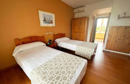 Apartamentos Sol y Luna 3000 - Photo 9