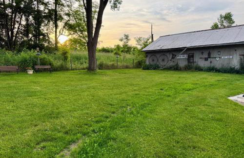 BBQ, WIFI, full kitchen, SmartTV, Firepit, Queen - Foto 28