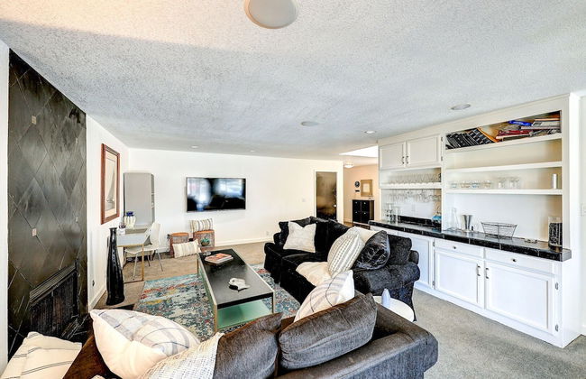 Waterfront 3BDR w Boat in Discovery Bay - Foto 13