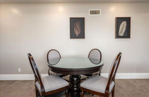 Yosemite Bass Lake VIEWS, 2 Homes, Games, Hot Tub - Foto 53