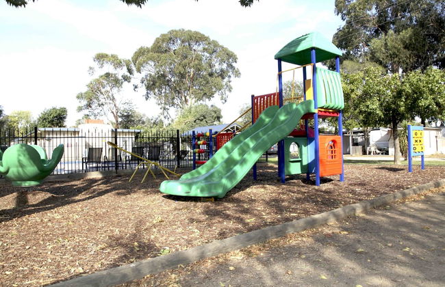 Nagambie Caravan Park & Motel - Photo 12