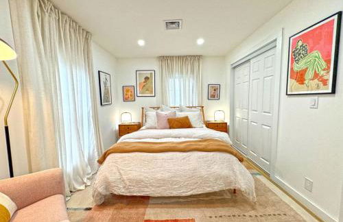 Renovated home seconds from town - Foto 60