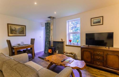 The Bungalow - Ardullie Lodge - Photo 4