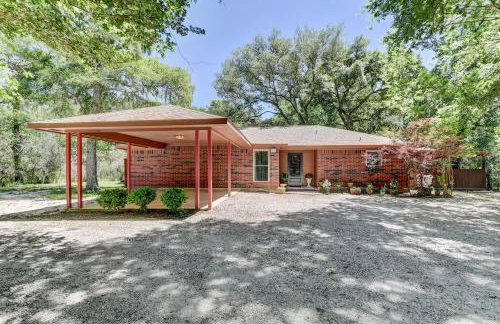 Riverside country retreat with easy access to all that Houston has to offer - Foto 54