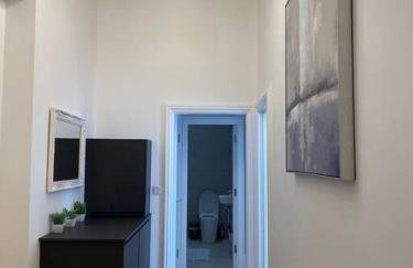 Grand Apartment on HOE/BARBICAN Allocated PARKING! - Foto 17