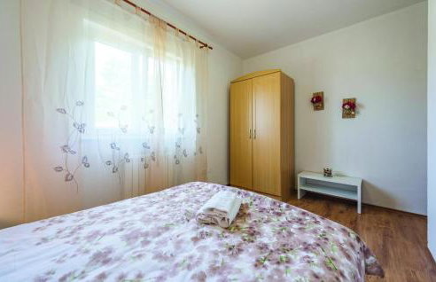 Lovely Home In Radetici With Wifi - Foto 25