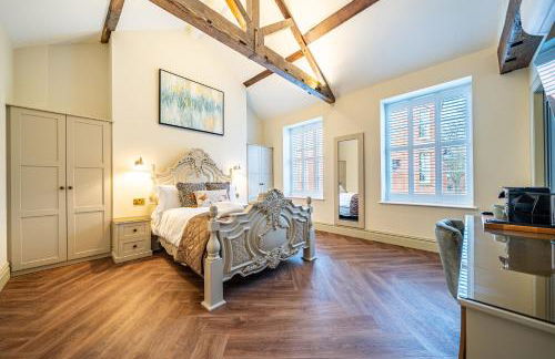 St Mary's Quarters - Photo 8