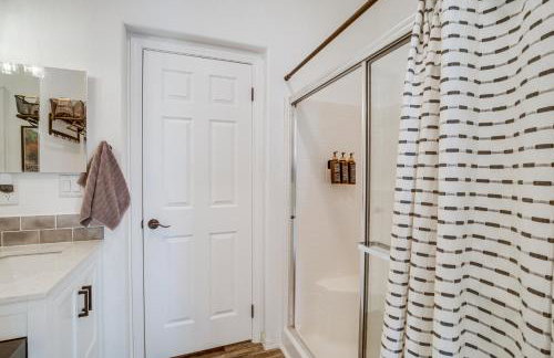 Mtn Views + Playground: Family-Friendly Pine Cabin - Foto 20