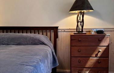 Cozy Rustic Cabin with Riverside Patio on the Pecos River – Pecos, New Mexico - Foto 28