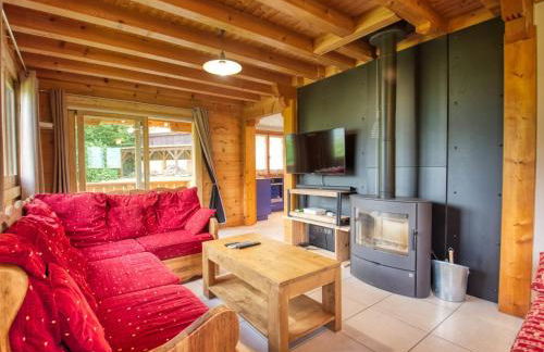 Chalet moderne avec jacuzzi, animaux admis, Morillon - FR-1-642-66 - Foto 2