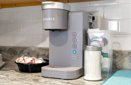 Beachfront Parking Salisbury Beach Retreat - Foto 29