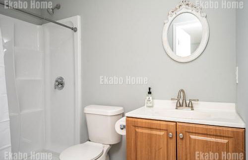 Unwind in a Modern Suite near Marietta Square - Foto 9