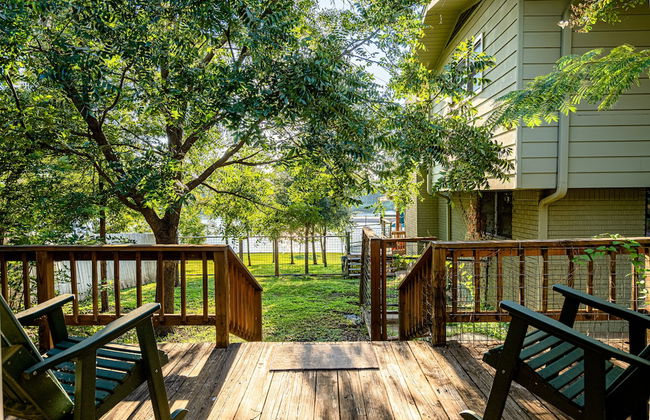 River Oaks Oasis - Foto 23