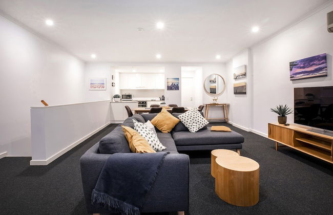 Watercolours on Marina - Photo 8