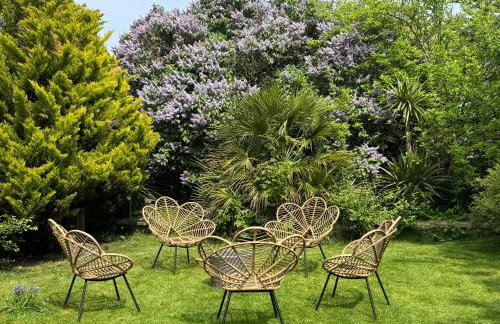 Highfield Home with free parkings, Surbiton, Kingston upon Thames, Surrey, Greater London , UK - Foto 1