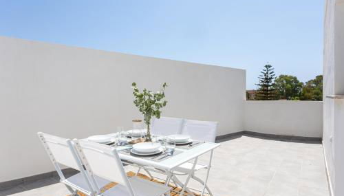 Apartamentos LA PELUSA - Photo 4