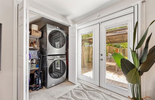 Charming Home in Heart of Downtown Pet Friendly! - Foto 19