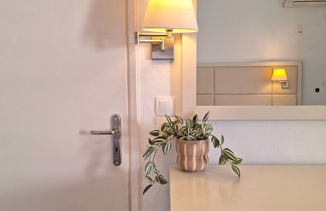 Ever Green Beach Apartments - Photo 4