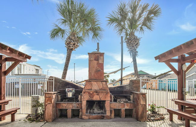 Happiness Comes In Waves by Silver Sands Vacation Rentals - Foto 10