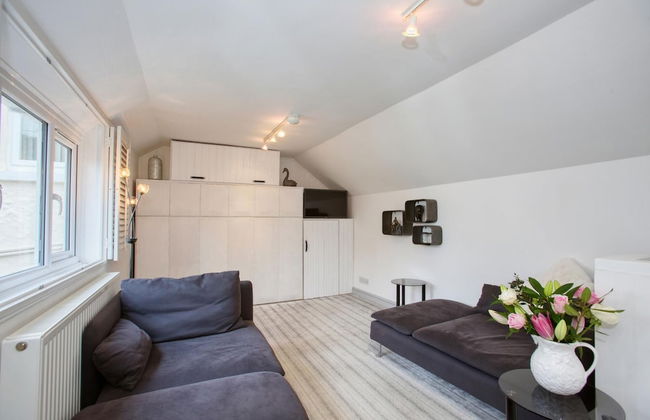 Fantastic 1BD Hideaway, 2 Minutes to the Sea - Photo 9