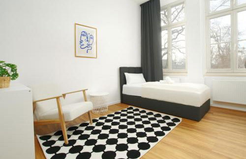 Halle Suites by FullHouse - free parking & WiFi - Foto 46
