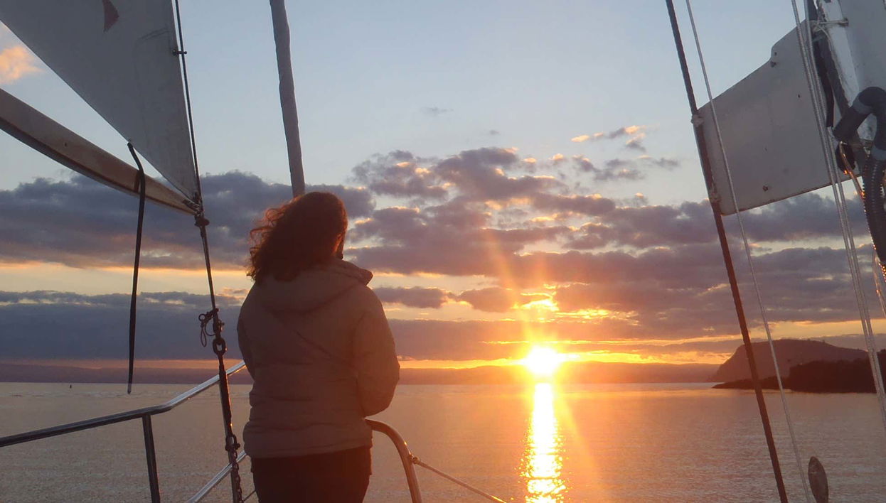 Lake Taupo Sunset Sailing Trip