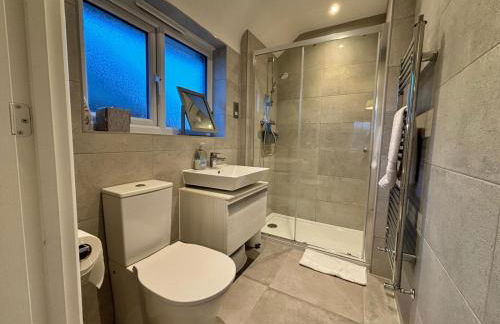Show home Chester, Chester Zoo, Cheshire Oaks - Photo 10
