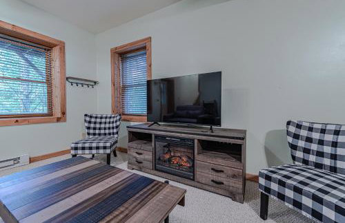 Bear Pause Cabin 3 BR/3BA Amazing view of the Lake - Foto 20