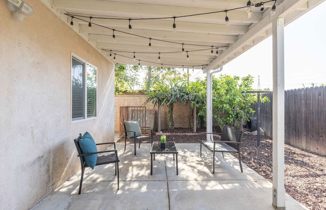 Elegant Retreat Modern Comforts Prime Location - Foto 29