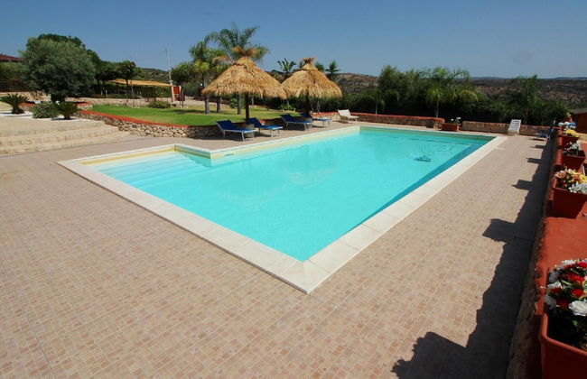 Inviting Holiday Home With Private Pool - Foto 1